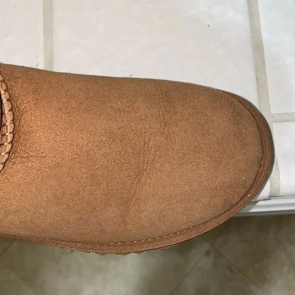 UGG Bailey Button Triplet II Boot - Picture 4 of 10
